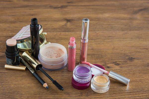 Reciclarea ambalajelor de cosmetice nu este o prioritate pentru majoritatea oamenilor